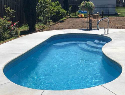 Kidney Shaped Swimming Pools Manufacturer in Bangalore