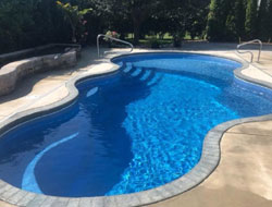 Wading Area Fiberglass Pool